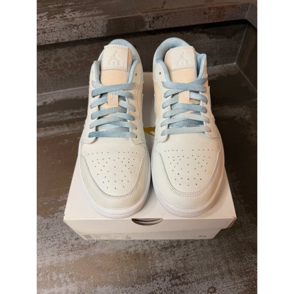 Women's Jordan 1 Low Se Canvas Iris Whisper Sail Size 11- DQ4151-500 - Picture 2 of 9